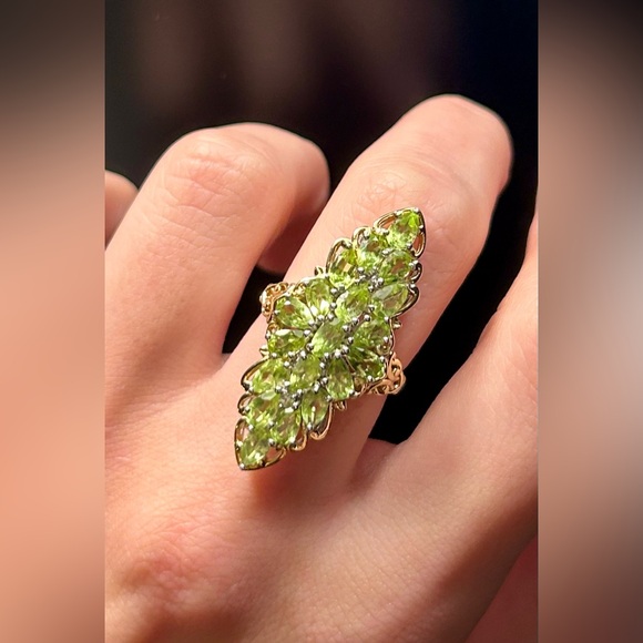 SOLD - Peridot In Platinum Plated Sterling Silver & Gold Vermeil - SOLD - Picture 3 of 10